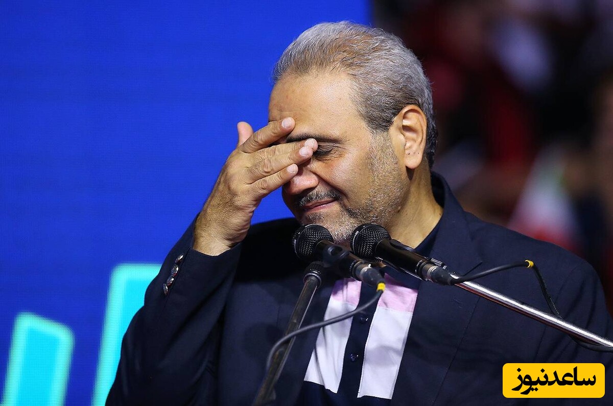 صدای بغض آلود و لرزان جواد خیابانی بعد اعلام خبر فوت مادرش حین گزارش بازی پرسپولیس/ روحشان شاد+فیلم