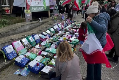 فیلم / یادبود بچه‌های میناب در لندن ؛ زخمی که اسرائیل و آمریکا بر دل دنیا گذاشتند