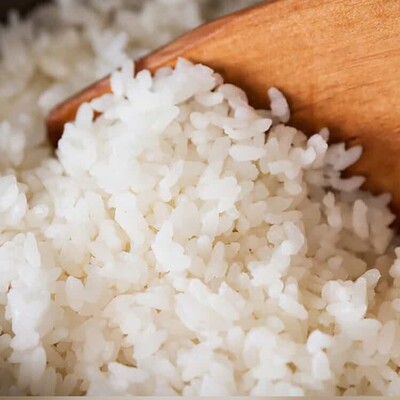 تو خونه با برنج پفک درست کن+ویدیو/ بهترین راه برای دور نریختن برنج !