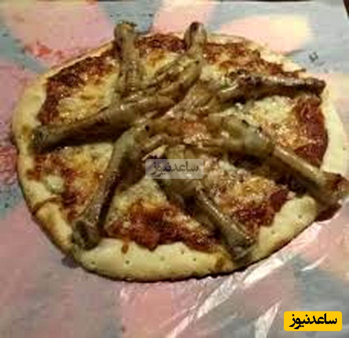 ابتکار حال به هم زن سرآشپز یک رستوران در تهیه پیتزای پای مرغ برای مشتریان مخصوصش+ ویدیو/ جدی کسی هست اینو دوست داشته باشه🤢