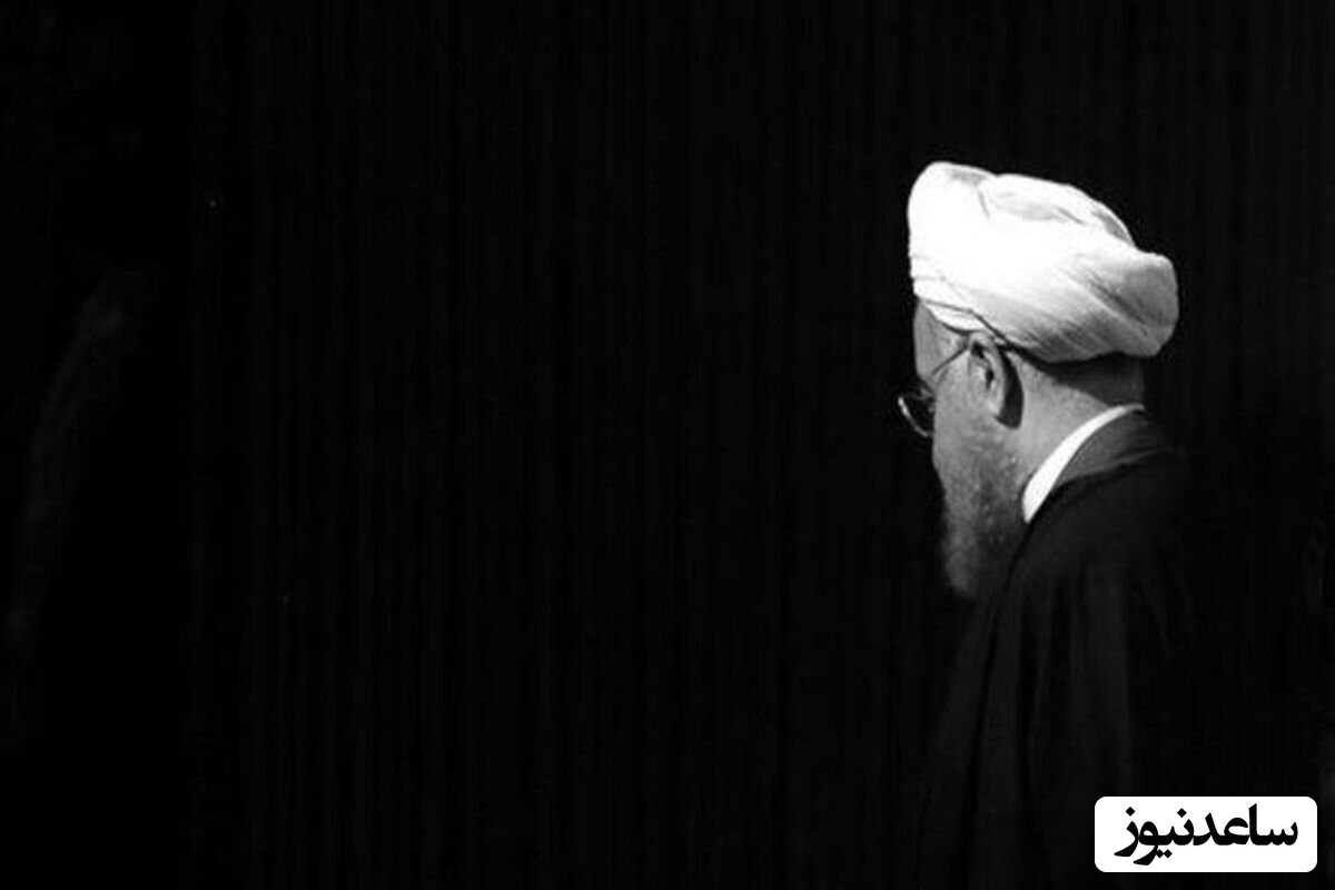 (عکس) کتاب معناداری که حسن روحانی با خود به اجلاسیه خبرگان برد! / آخرین تصاویر روحانی در آخرین پست رسمی‌اش