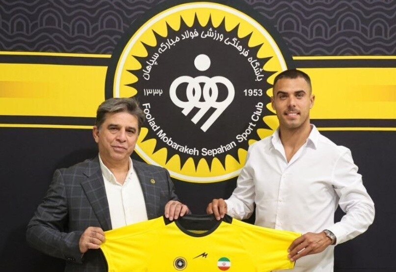 سوتی اداری تراکتور، هدیه بزرگ به سپاهان