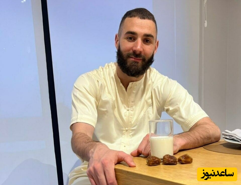 دعوت کریم بنزما از رونالدو برای حضور در مراسم افطاری ساده و بدون تجملاتش در عربستان/خرما، کلاه سنتی و...+عکس