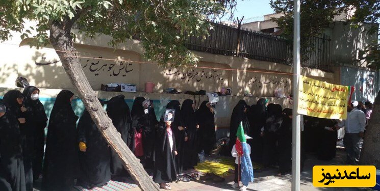 حرف‌های جنجالی خانم حامی حجاب در یک تجمع!