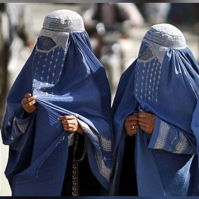 تجویز بی حجابی برای ما، تجهیز خودشان به حجاب! / فروش چادر افغانستانی در بزرگترین مارکت آنلاین دنیا