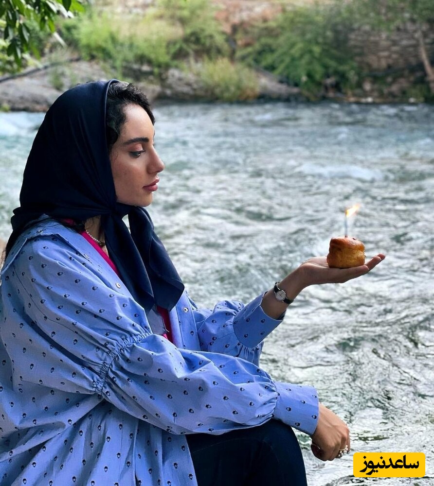 (تصاویر) خانه باغ زیبای ترلان پروانه، محبوبه سریال "بامداد خمار"، به سبک روستیک یا روستایی با دیوارهایی از جنس نی خیزران و گلدان‌های بزرگ سفالی