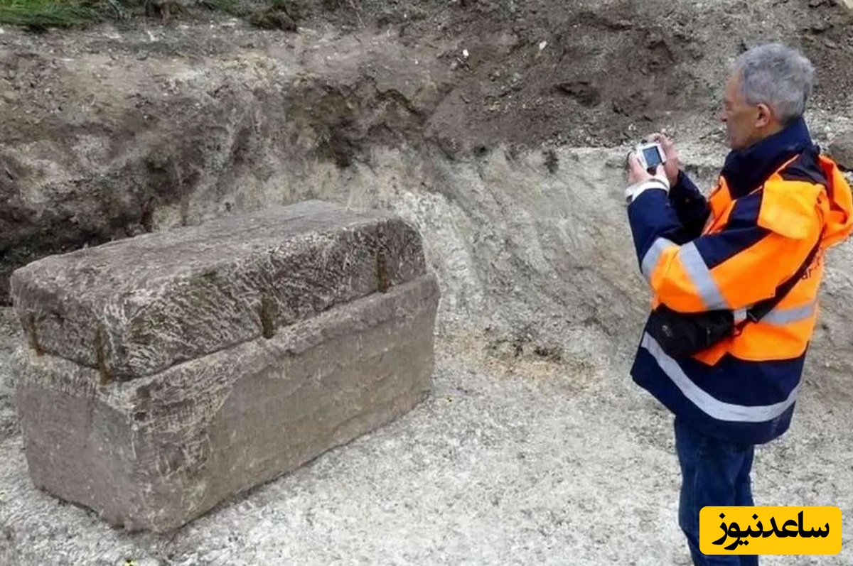 کشف گنج 1800 ساله کنار جسد یک زن