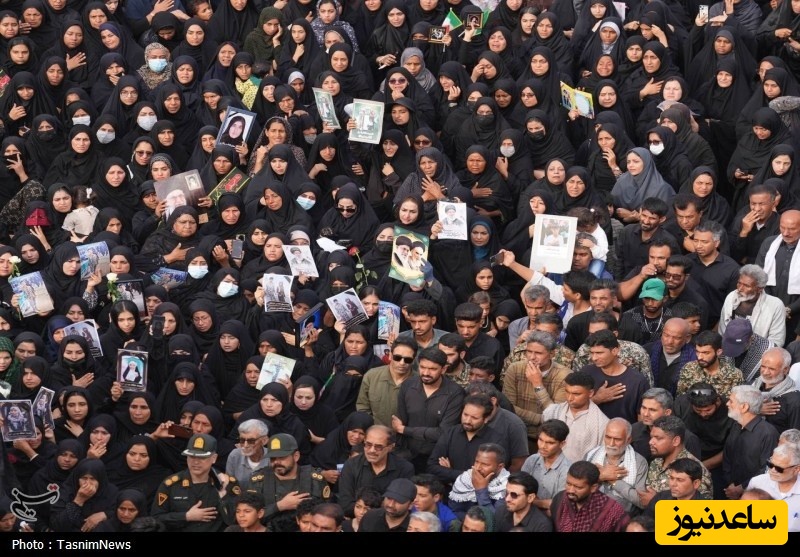 مراسم تشییع دانش آموزان مینابی