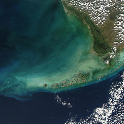 تصویر تماشایی و حیرت انگیز ناسا از تنوره دریایی در سواحل فلوریدا