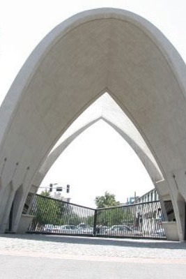 مرگ ناگهانی دانشجوی دانشگاه علم‌وصنعت در حین کلاس؛ دانشگاه: علت فوت در دست بررسی است