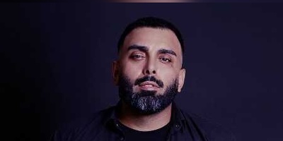 برای دل تنگت💔دانلود آهنگ «تراپیست» از مسعود صادقلو+ متن/بغلم کن، بغلم کن که دلم تنگه برات...خودم آغوش تو می‌شم اگه بی‌رنگه شبات