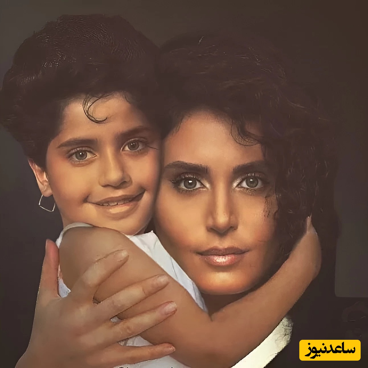 نگاهی به لحظات ناب از کودکی الناز شاکردوست/شیطنت توی نگاهش موج می‌زنه!😍 +عکس