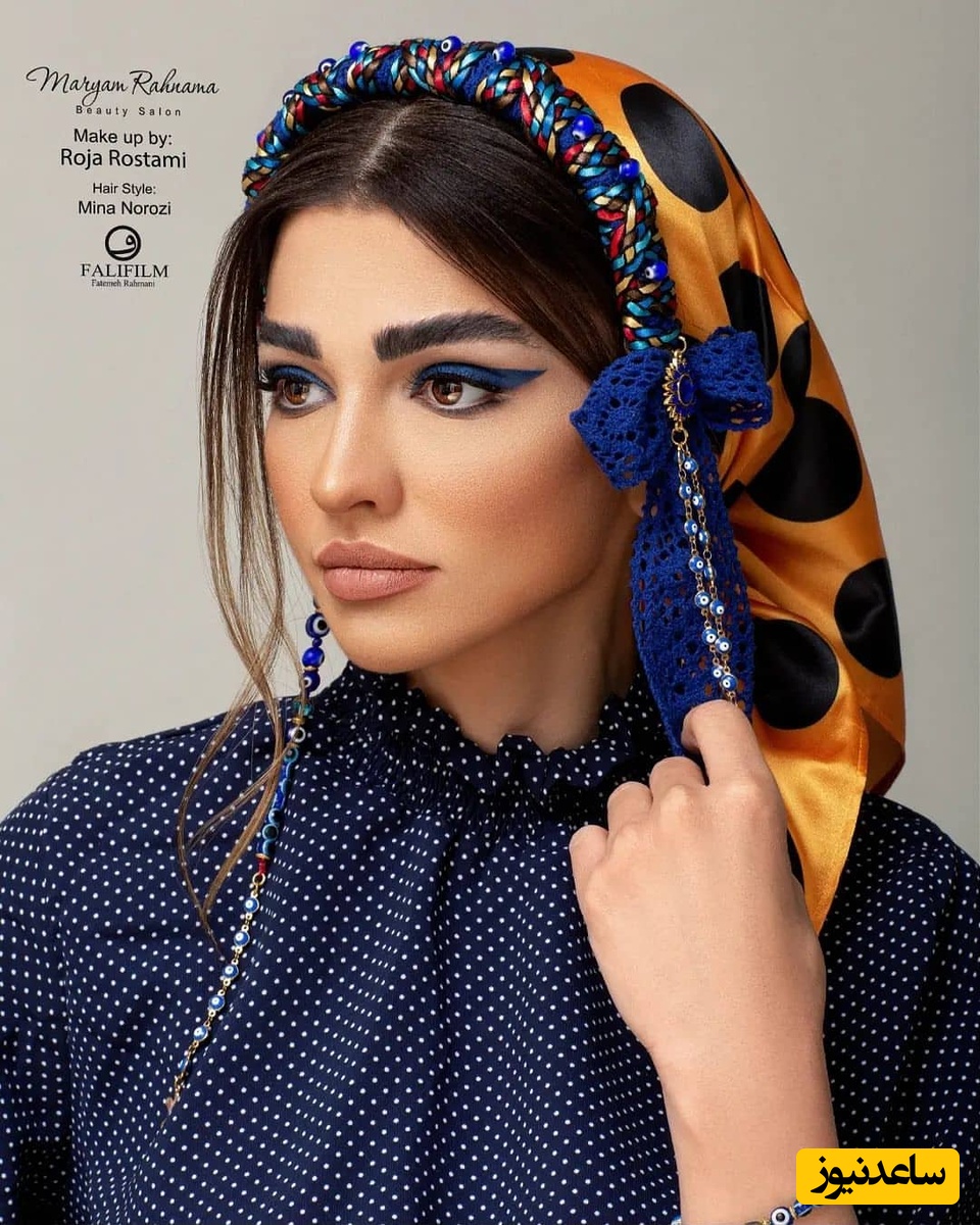 سیما خضرآبادی با مینی اسکارف خوشرنگ قرمز و رژلب همرنگش چه جذاب شده!