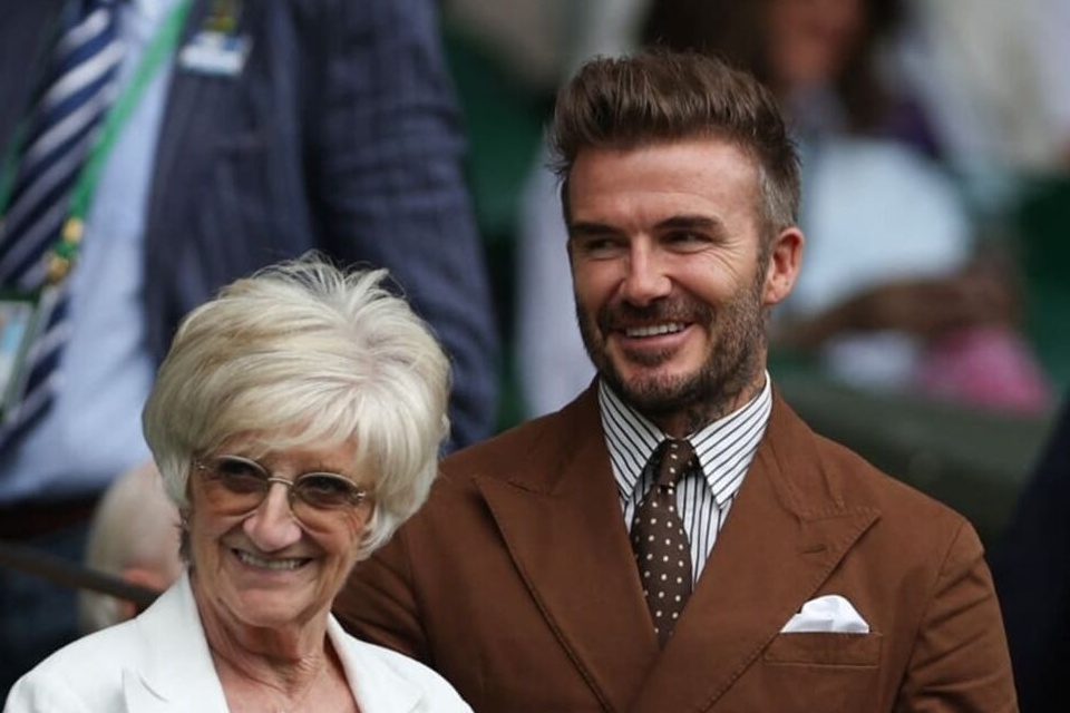 لحظه‌ای که مادر دیوید بکهام عاشق مسی شد ؛ دیوید این لحظه را با دوربین ثبت کرد