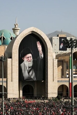 اطلاعیه مهم: ساعت اقامه نماز بر پیکر رهبر شهید تغییر کرد