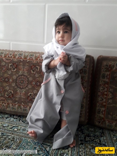 این بچه برا مدرسه رفتن چقدر ذوق داره/ کوچولو توی یونیفرم گم شده!😂 +ویدیو