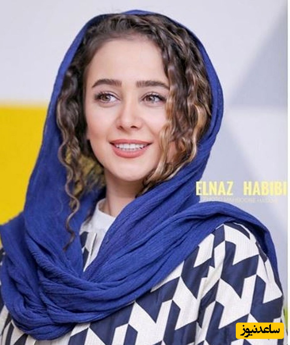 عکس یهویی الناز حبیبی در رستوران شیک با استایل گنگ