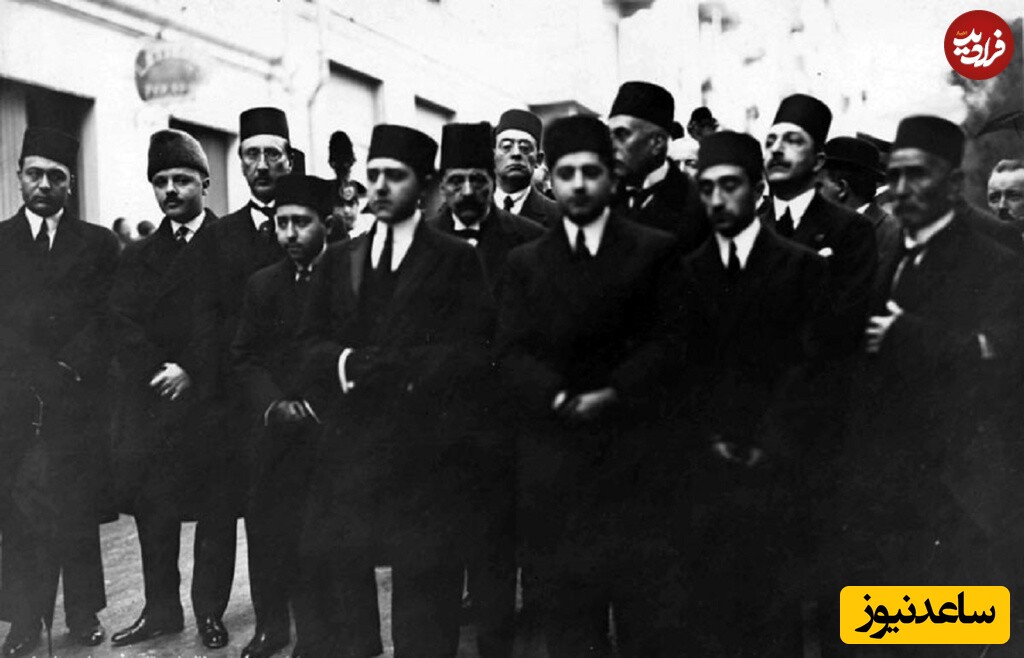  احمدشاه در مراسم تشییع محمدعلی شاه در ایتالیا