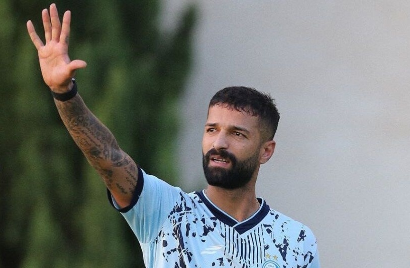 واکنش آرمین سهرابیان به ویدیوی منشوری: لطفا مرا ببخشید ؛ این شخص با من مشکل شخصی داشت