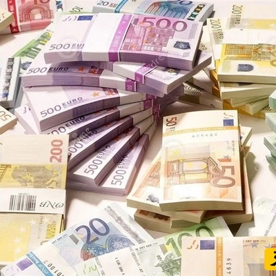 دلار امروز صعود کرد یا عقب نشست؟/ آخرین قیمت دلار و یورو امروز چهارشنبه 24 تیر 1405