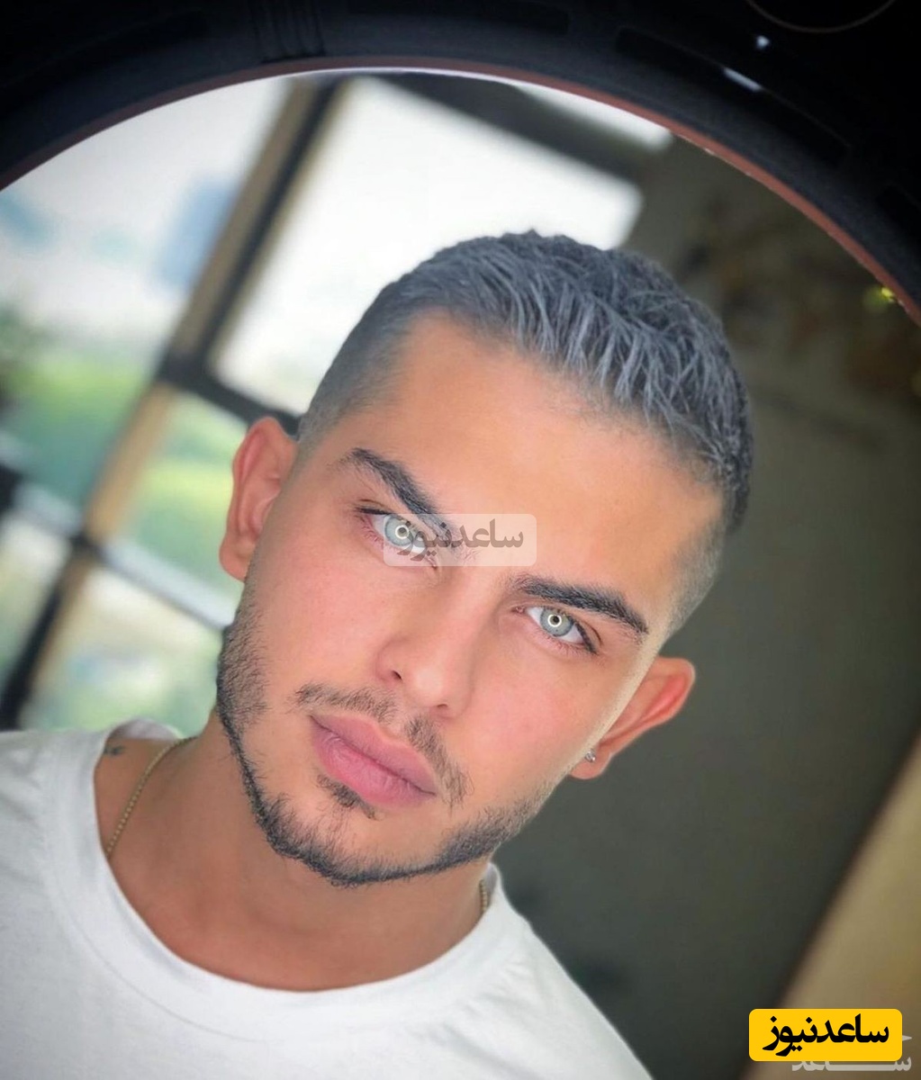 نگاهی به دستبند طلا و گوشواره نگینی ارسلان قاسمی بازیگر محبوب و جوان ایرانی +عکس