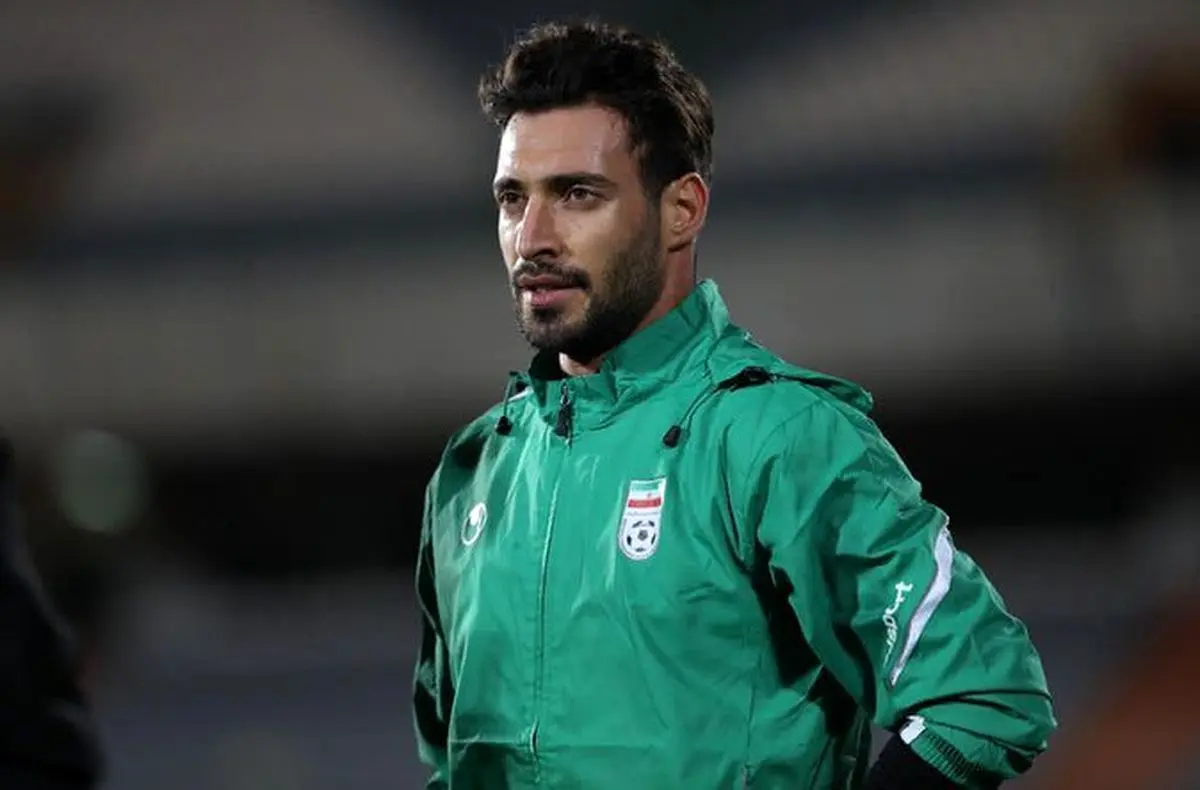 چشم های خندان و شاد شجاع خلیل زاده در تمرین امروز تراکتور بعد اعلام خبر باباشدن/ تو هوای سرد تبریز شبیه کلاه قرمزی شده😅+عکس