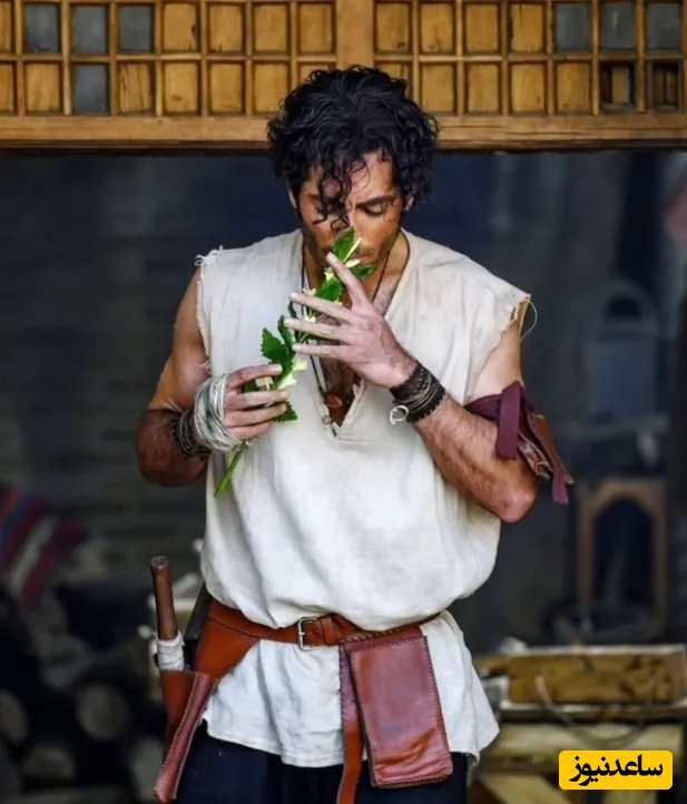 آلبوم عکس جذاب و دیده نشده نوید پورفرج در پشت صحنه سریال بامداد خمار/ رحیم کجایی😢+عکس