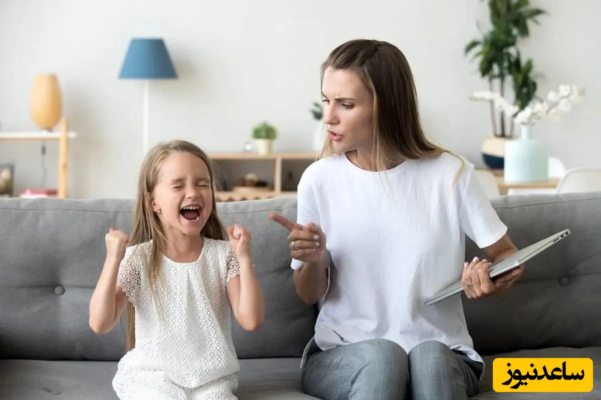 11 اشتباه رایج در تربیت کودک که اکثر مادر پدرها مرتکب می شوند / به هیچ عنوان این رفتارها رو مقابل فرزندت انجام نده که عواقب بدی داره