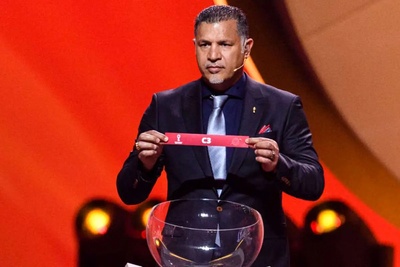 دیدار تاریخی علی دایی، احمدرضا عابدزاده و حمید استیلی با رهبر معظم انقلاب قبل شروع رقابت های جام جهانی 28 سال پیش/ یادش بخیر+عکس