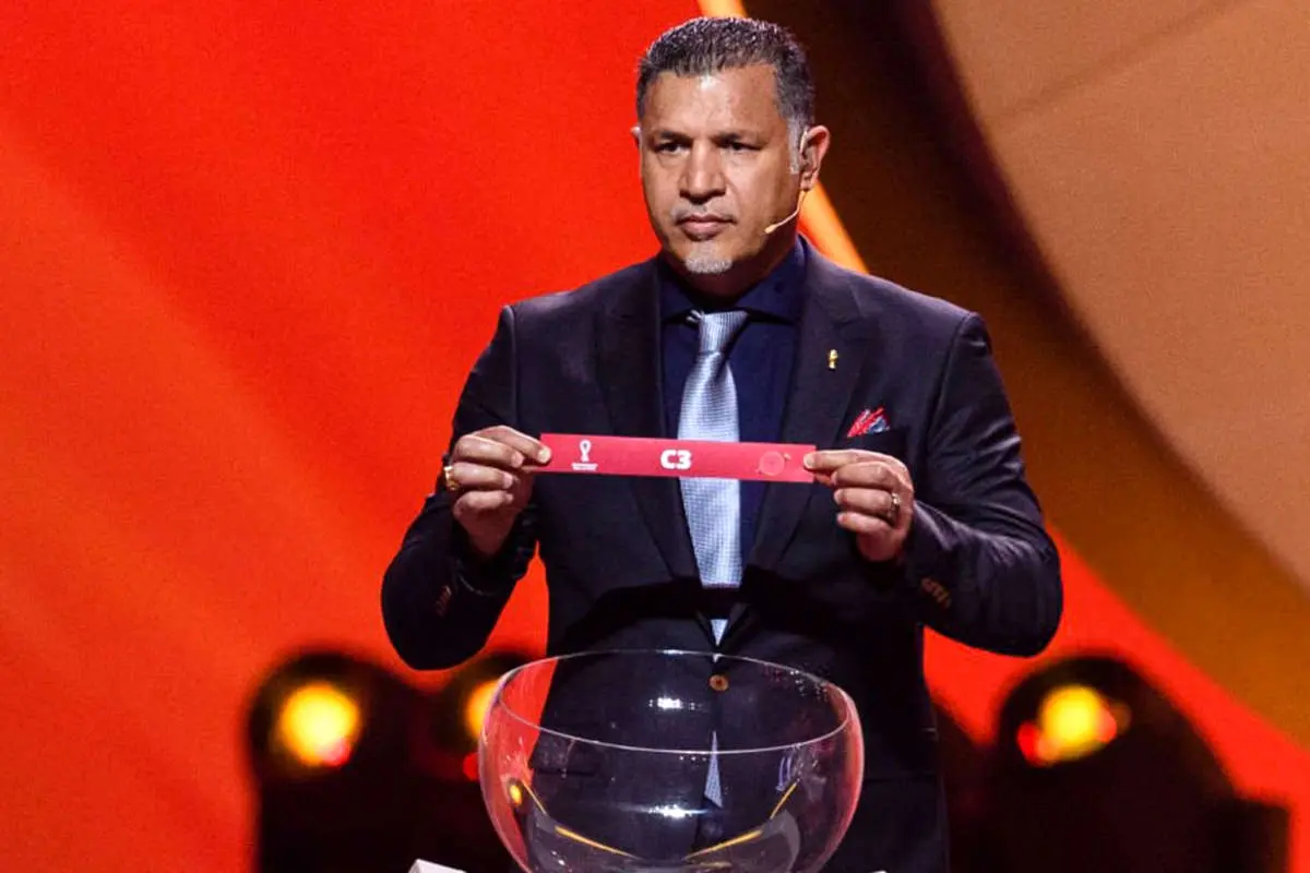 دیدار فراموش نشدنی علی دایی، احمدرضا عابدزاده و حمید استیلی با رهبر معظم انقلاب قبل شروع رقابت های جام جهانی 28 سال پیش+عکس