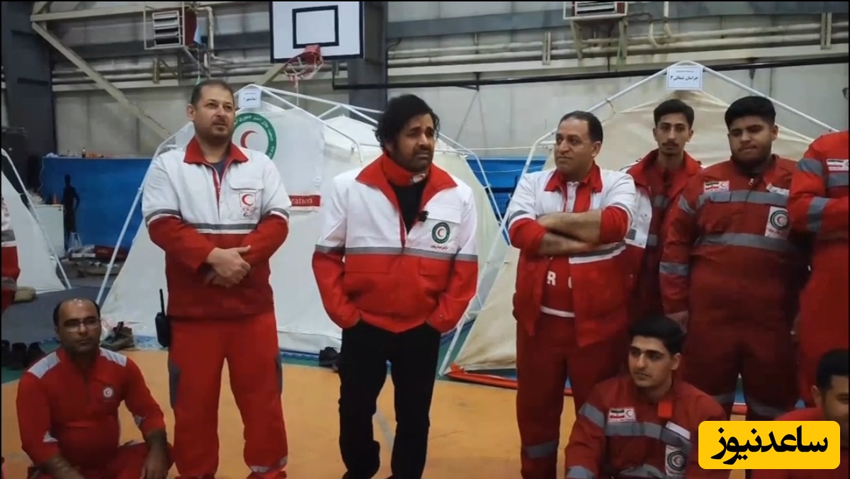 هنرمندان پای کار ایران / میثم ابراهیمی در میان امدادگران از وطن می‌خواند