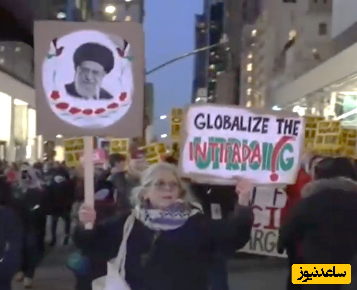 ببینید | اهتزاز تصویر امام شهید در مقابل برج ترامپ در آمریکا؛ کابوس کابوی‌ها تازه آغاز شده است