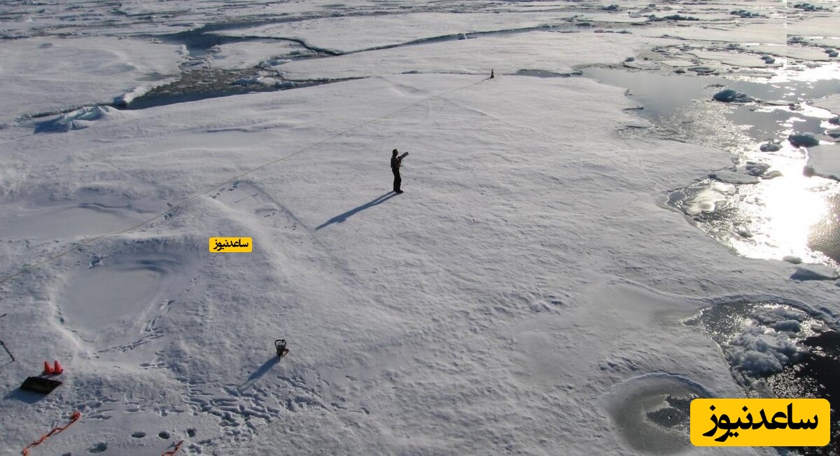 پوستر یخ دریا در قطب جنوب