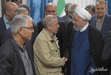 دیدار جمعی از استانداران سابق با روحانی +عکس