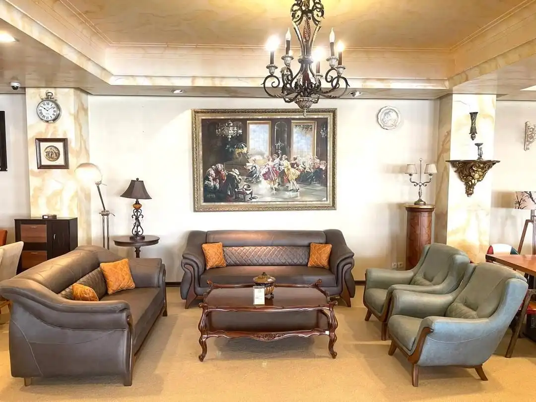 ایده های فوق خاص برای چیدمان مبلمان هشت نفره+جزئیات و تصاویر