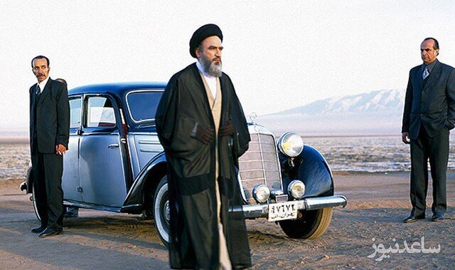 عبدالرضا اکبری در نقش امام خمینی