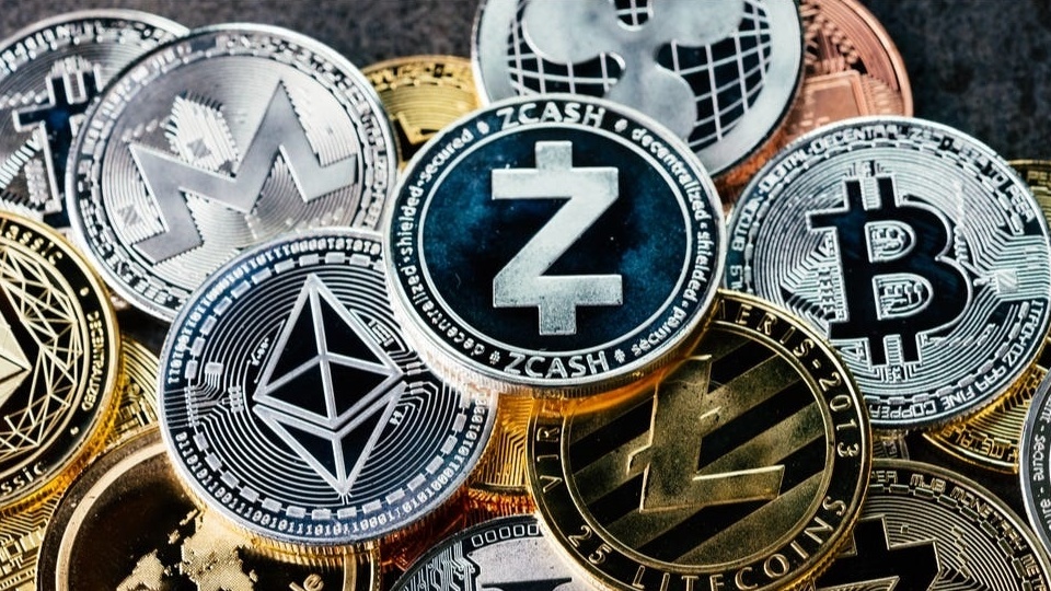 لیست کامل ارزهای دیجیتال امروز 12 آبان 1404/ بازگشت دوباره کاهش بیت‌کوین؛ دنیای ارزهای دیجیتال تحت تاثیر قرار گرفت!