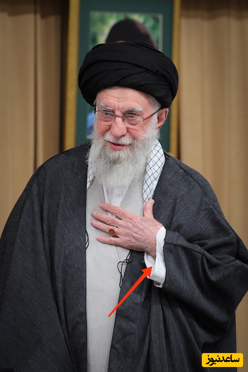 (فیلم) پربازدید شدن سادگی لباس رهبر انقلاب در دیدار دیروز با اعضای دولت / در تاریخ بنویسید: قدرتمندترین رهبر جهان هیچ وقت اهل تجملات نبود ...