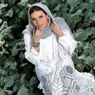 ✨ «وقتی سحر دولتشاهی مهمان یک رستوران خاص می‌شود؛ نگاهی به فضای دلباز و هنری رستوران بهاره رهنما در سعادت‌آباد»