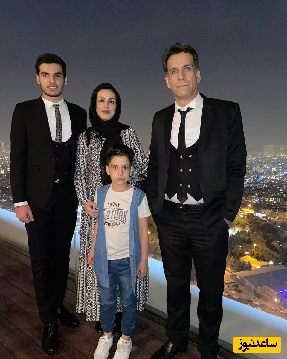 مانی رحمانی و پدر و مادرش