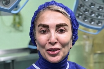 ببینید| «بانو جان به خودت برس»؛ نسخه جنجالی ژیلا صادقی برای زنان ایران از روی تخت جراحی زیبایی و لحظاتی قبل از بیهوشی!