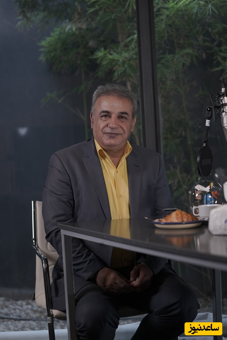 زیباترین غزل‌ حافظ با صدای زیبای رشید کاکاوند، شعری که مسیر زندگی‌ات را عوض می‌کند/ آن تُرکِ پَری چِهره که دوش اَز بَرِ ما رَفت