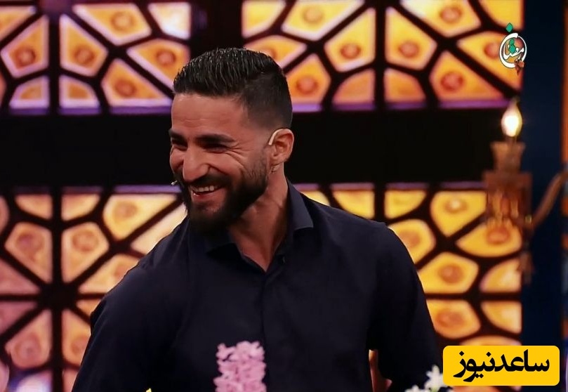 مهرداد محمدی: آقا رونالدو اومد دلداری بده به من، منم مصدوم داشتم آسمونو نگاه میکردم هیچی پیدا نکردم بهش بگم گفتم لاویو کریس😅+فیلم