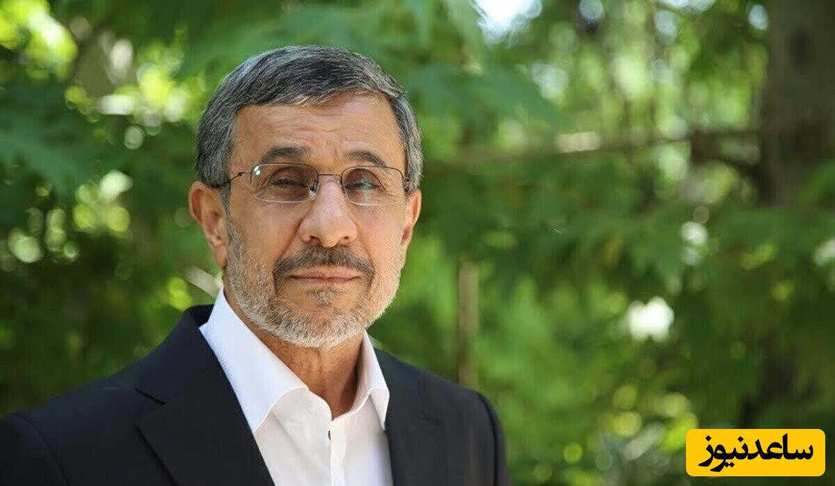 ژست دهه شصتی محمود احمدی نژاد همراه با دوستانش در خوابگاه دانشگاه+عکس/ به افق خیره شدن و....