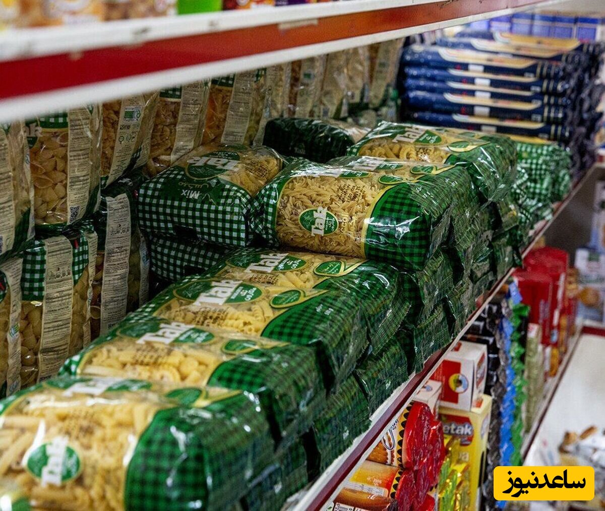 کار تحسین برانگیز یک بقال ایرانی در اطراف تبریز/ همه روستا کلید سوپرمارکتش را دارند!+عکس