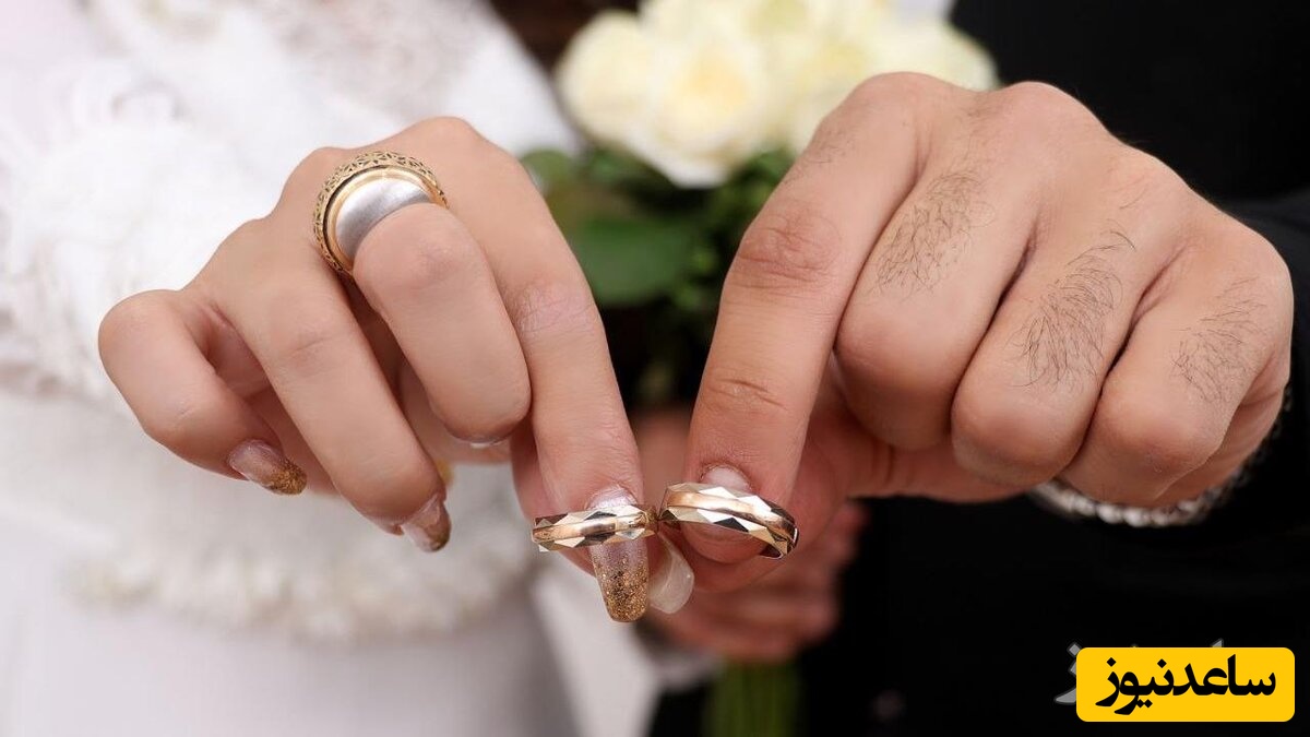 از سری کلیپ های عروسی زوج های ایرانی این بار در کتاب‌فروشی +عکس