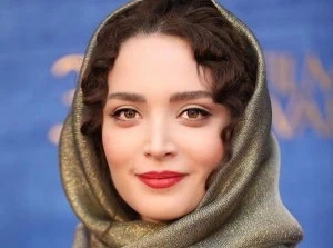 (ویدیو) جالب‌ترین خاطره‌ی بهنوش طباطبایی ستاره سریال سووشون از دوران مدرسه/ همکلاسی‌ای که الهام‌بخش او شد تا وارد دنیای بازیگری بشه...