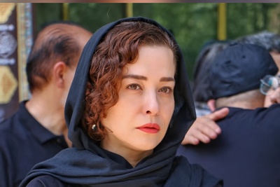 انرژی زنانه به سبک مهراوه شریفی‌نیا! تذکر لسانی وقتی خانم بازیگر وارد قسمت مردانه مجلس شد!