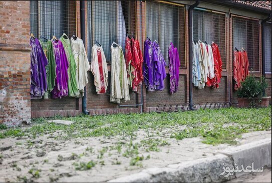 خشک کردن لباس های خیس شده پس از سیلاب در روستایی در شمال ایتالیا/ نورفوتو