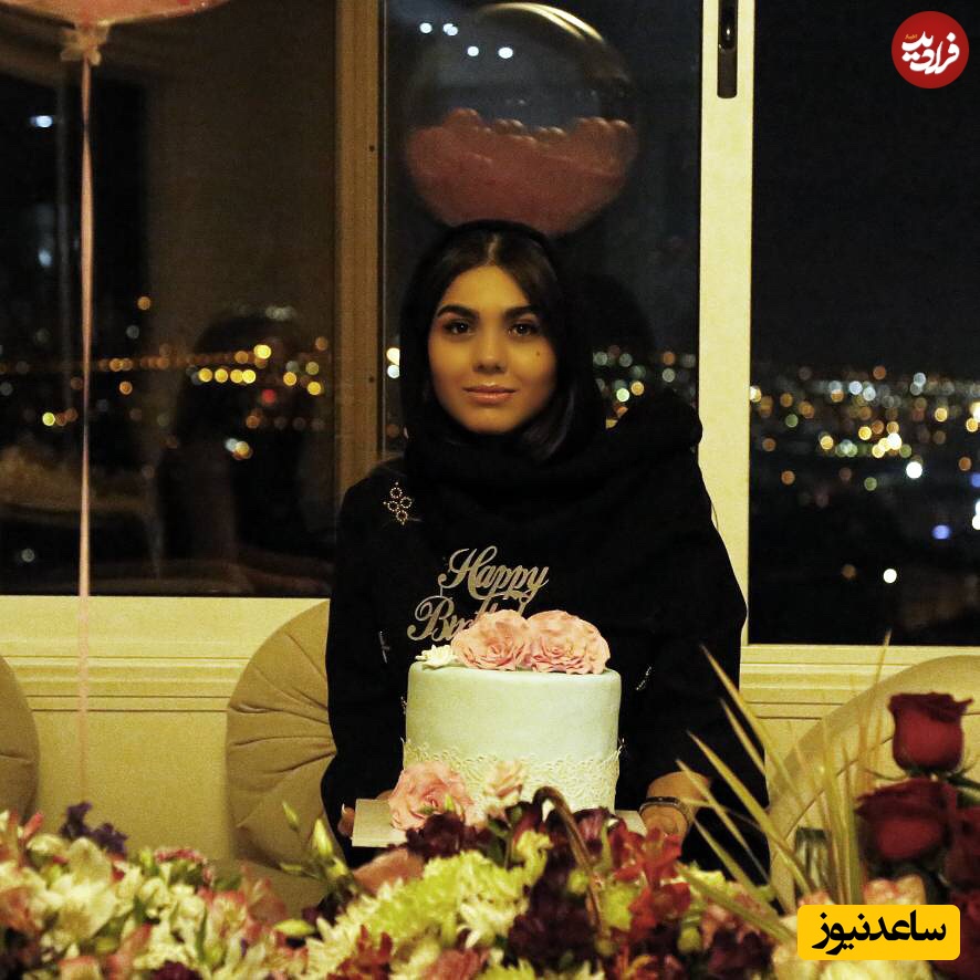 آزاده زارعی 